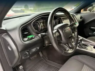 Dodge Challenger 2018 SXT 2dr Coupe