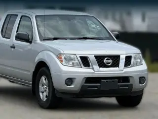 Nissan Frontier 2012 4x4 SV V6 4dr Crew Cab LWB Pickup 5A