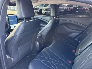 Ford Mustang Mach-E 2025 AWD Select 4dr SUV