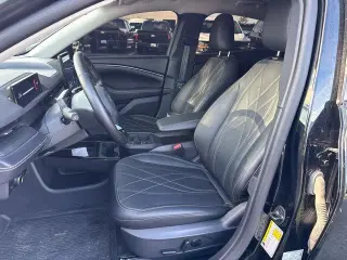 Ford Mustang Mach-E 2025 AWD Select 4dr SUV