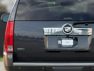 Cadillac Escalade 2010 AWD 4dr SUV