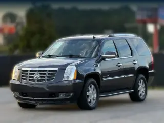 Cadillac Escalade 2010 AWD 4dr SUV