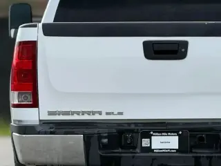 GMC Sierra 2500HD 2013 4x4 SLE 4dr Crew Cab SB