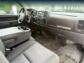 GMC Sierra 2500HD 2013 4x4 SLE 4dr Crew Cab SB