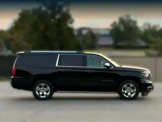 Chevrolet Suburban 2017 4x4 Premier 4dr SUV