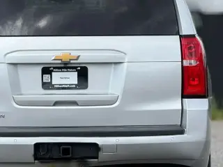 Chevrolet Suburban 2017 4x4 LS 4dr SUV