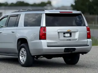 Chevrolet Suburban 2017 4x4 LS 4dr SUV
