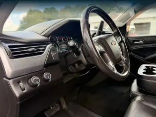 Chevrolet Suburban 2017 4x4 LS 4dr SUV