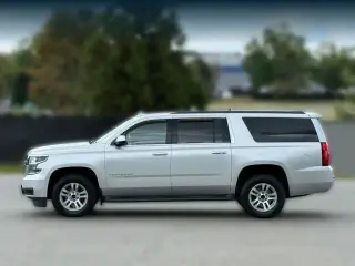 Chevrolet Suburban 2017 4x4 LS 4dr SUV