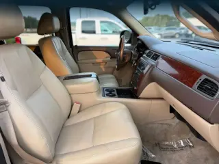 Chevrolet Suburban 2014 4x2 LT 4dr SUV