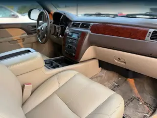 Chevrolet Suburban 2014 4x2 LT 4dr SUV