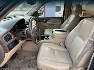 Chevrolet Suburban 2014 4x2 LT 4dr SUV
