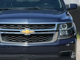 Chevrolet Suburban 2019 4x2 LT SUV de 4 puertas