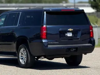 Chevrolet Suburban 2019 4x2 LT SUV de 4 puertas
