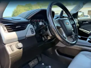 Chevrolet Suburban 2019 4x2 LT SUV de 4 puertas