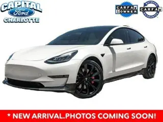 Tesla Model 3 2023 AWD Performance 4dr Sedán