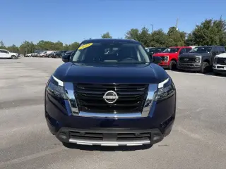 Nissan Pathfinder 2025 SL 4dr SUV