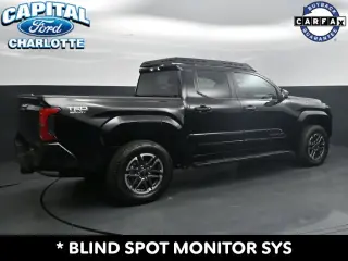 Toyota Tacoma 2024 4x4 TRD Sport 4dr Double Cab 5.0 ft SB 8A