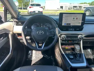 Toyota RAV4 Hybrid 2023 AWD Limited 4dr SUV