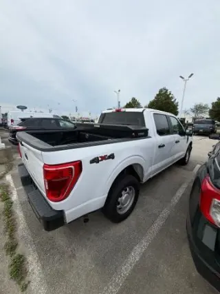 Ford F-150 2022 4x4 XL 4dr SuperCrew 5.5 ft. SB