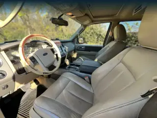 Ford Expedition 2012 4x2 XLT 4dr SUV
