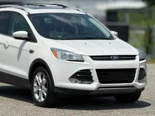 Ford Escape 2016 AWD Titanium 4dr SUV