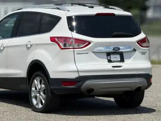 Ford Escape 2016 AWD Titanium 4dr SUV