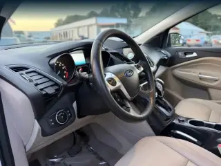 Ford Escape 2016 AWD Titanium 4dr SUV