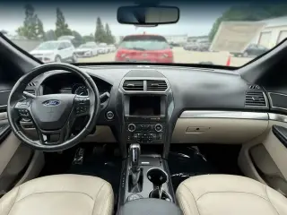 Ford Explorer 2018 AWD XLT 4dr SUV