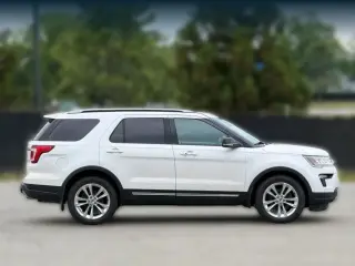 Ford Explorer 2018 AWD XLT 4dr SUV