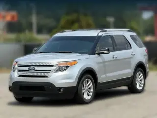 Ford Explorer 2015 AWD XLT 4dr SUV