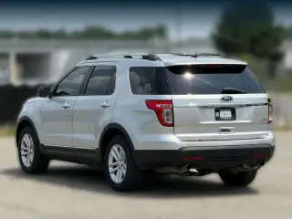 Ford Explorer 2015 AWD XLT 4dr SUV