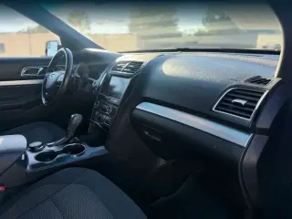 Ford Explorer 2016 AWD XLT SUV 4 puertas