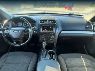 Ford Explorer 2016 AWD XLT SUV 4 puertas