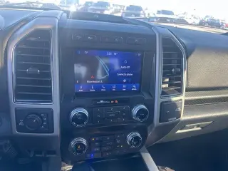 Ford F-150 2020 4x4 Lariat 4dr SuperCrew 5.5 ft. SB