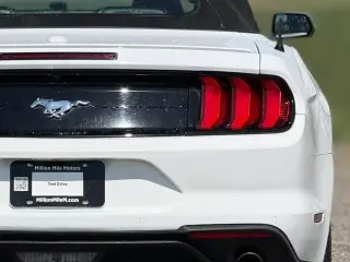 Ford Mustang 2023 EcoBoost 2dr Convertible