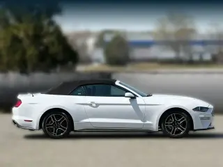Ford Mustang 2023 EcoBoost 2dr Convertible