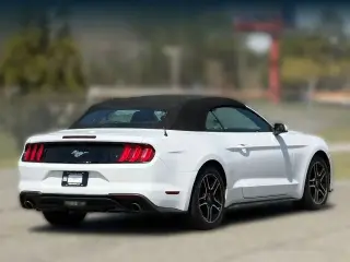 Ford Mustang 2023 EcoBoost 2dr Convertible