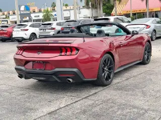 Ford Mustang 2025 EcoBoost 2descapota