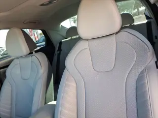 Hyundai ELANTRA Híbrido 2026 Limited 4dr Sedán