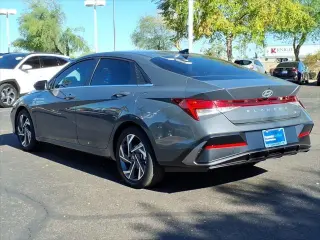 Hyundai ELANTRA Híbrido 2026 Limited 4dr Sedán