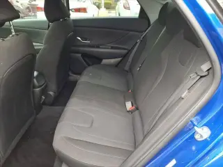 Hyundai ELANTRA 2025 SE 4dr Sedán