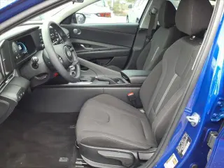 Hyundai ELANTRA 2025 SE 4dr Sedán
