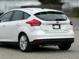 Ford Focus 2017 Titanium 4dr Hatchback