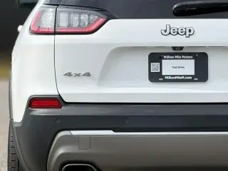 Jeep Cherokee 2019 4x4 High Altitude 4dr SUV