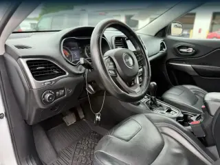 Jeep Cherokee 2019 4x4 High Altitude 4dr SUV