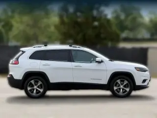 Jeep Cherokee 2019 4x4 High Altitude 4dr SUV