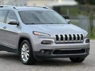 Jeep Cherokee 2017 Limited 4dr SUV