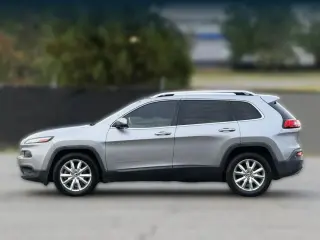 Jeep Cherokee 2017 Limited 4dr SUV