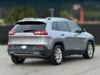 Jeep Cherokee 2017 Limited 4dr SUV